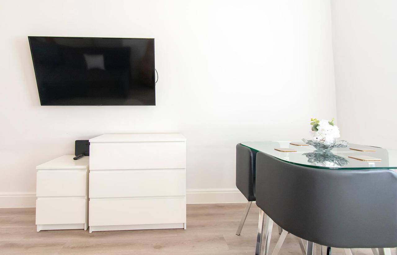 Apartamento Modern 1 Bed Flat 2 Mins Walk From Restaurants Bars Clubs & Beach! Wow! Bournemouth Exterior foto