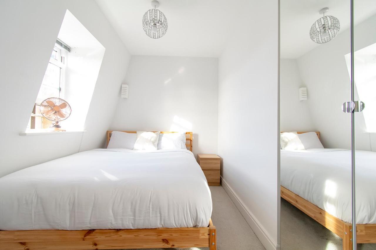 Apartamento Modern 1 Bed Flat 2 Mins Walk From Restaurants Bars Clubs & Beach! Wow! Bournemouth Exterior foto